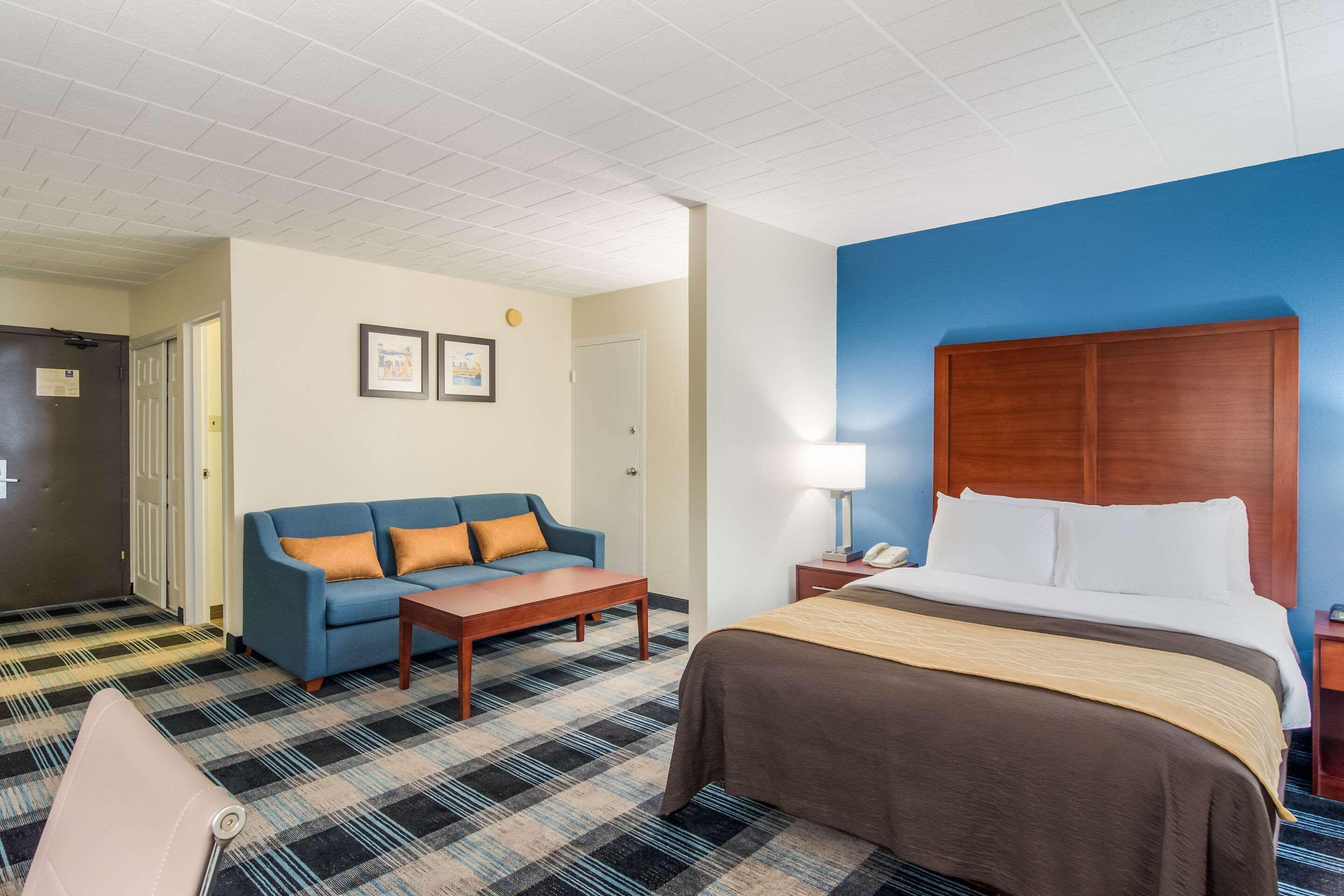 Mainstay Suites Verona Exterior foto