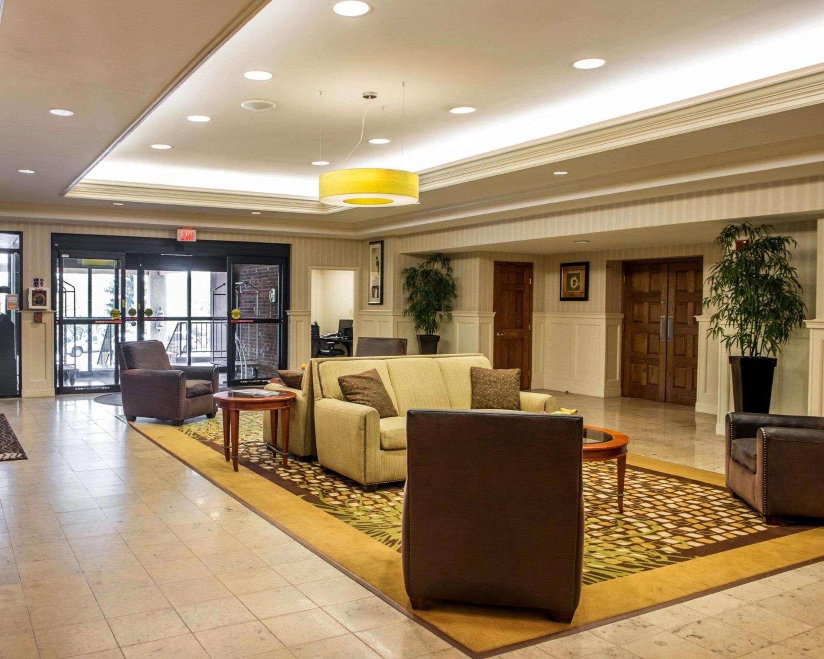 Mainstay Suites Verona Exterior foto